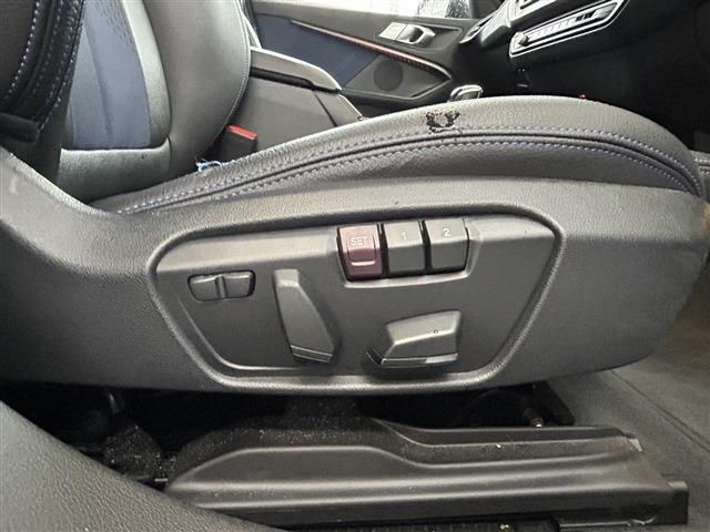 BMW 1SERIES 2020 Image 31