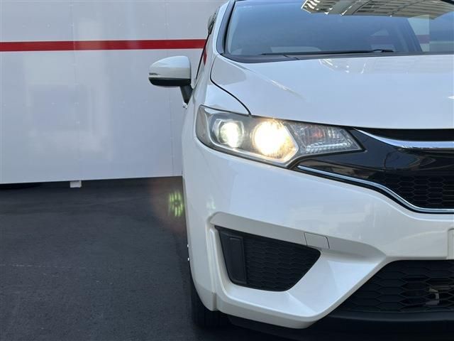 HONDA FIT HYBRID 2017 Image 31