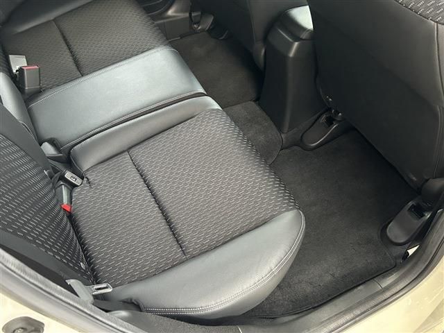 HONDA FIT HYBRID 2017 Image 31