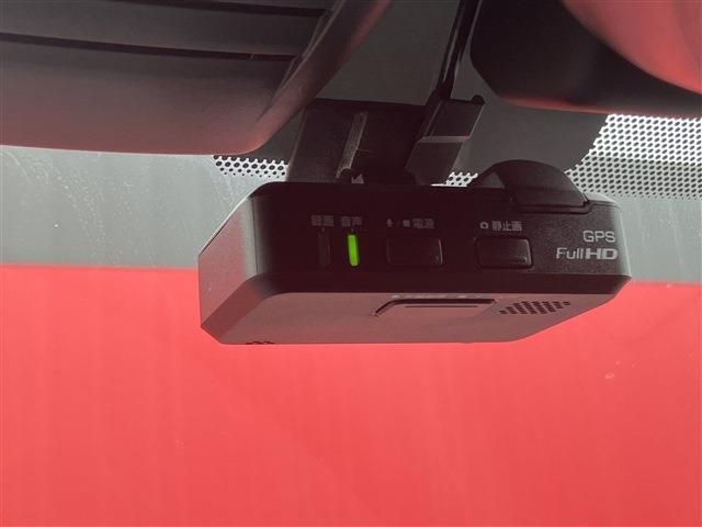 NISSAN NOTE 2017 Image 31