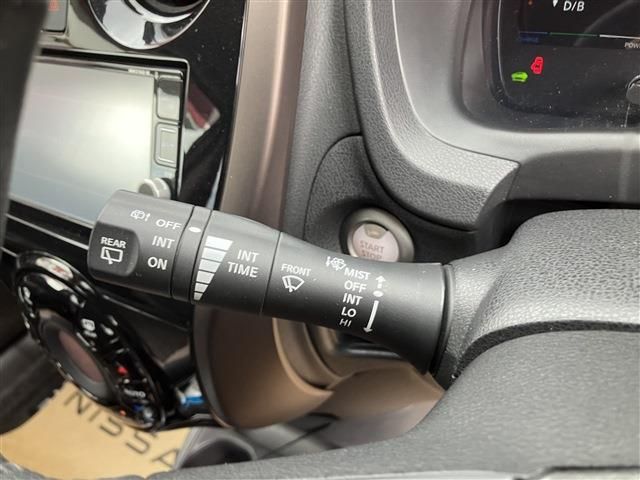 NISSAN NOTE 2017 Image 31