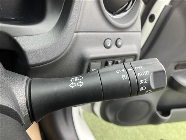 NISSAN NOTE 2017 Image 31