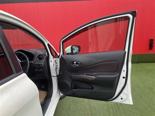 NISSAN NOTE 2017 Image 31