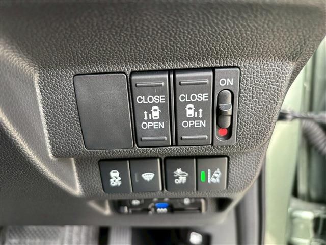 HONDA FREED HYBRID 2023 Image 31