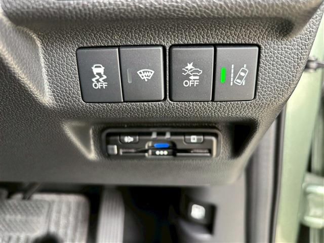 HONDA FREED HYBRID 2023 Image 31