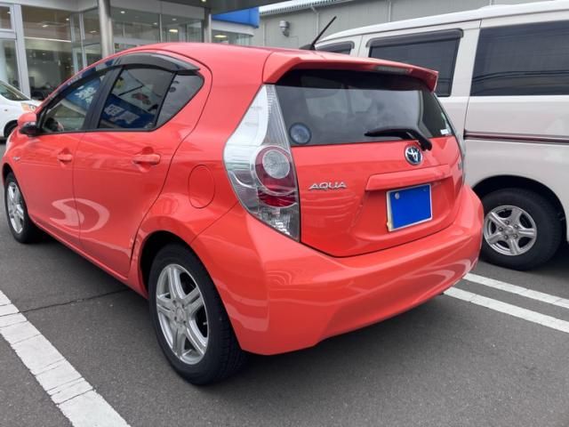 TOYOTA AQUA 2013 Image 31