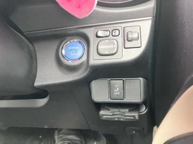 TOYOTA AQUA 2013 Image 31