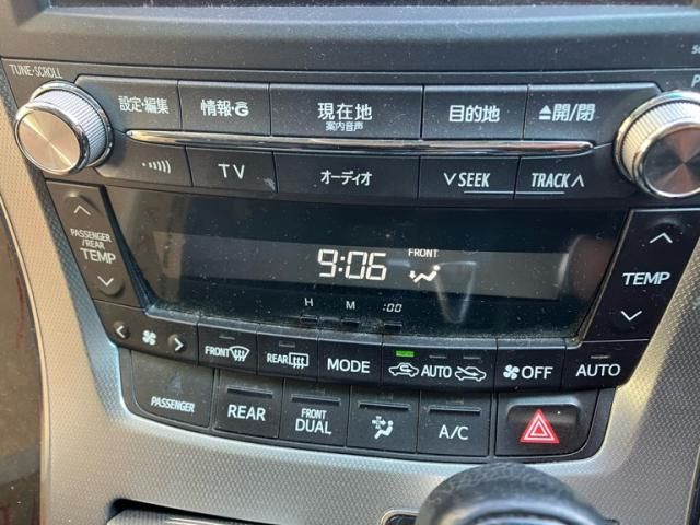 TOYOTA VELLFIRE 2013 Image 31