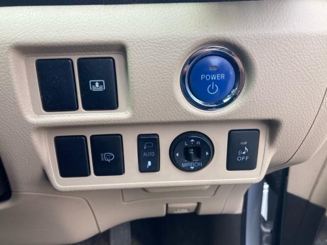 TOYOTA SAI 2012 Image 31