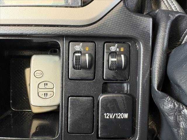 TOYOTA LANDCRUISER PRADO 2009 Image 31