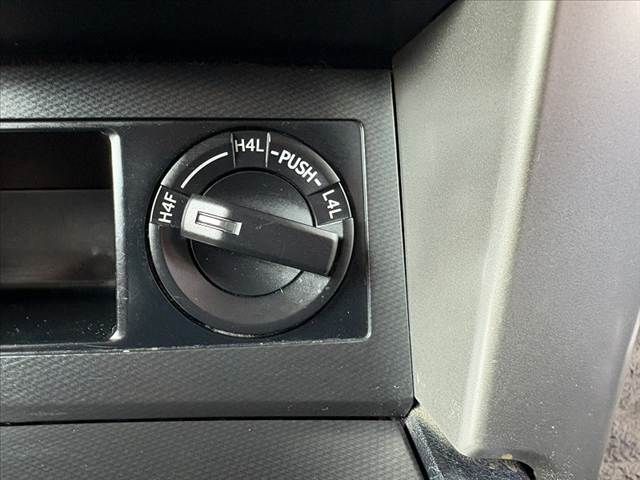 TOYOTA LANDCRUISER PRADO 2009 Image 31