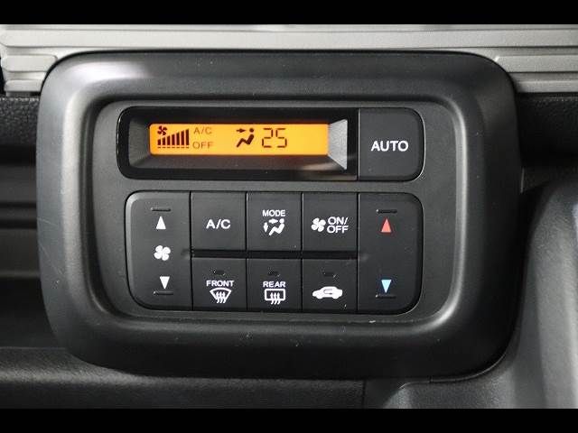 HONDA N-VAN+STYLE 2018 Image 31