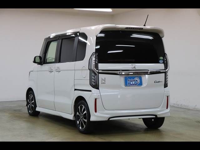 HONDA N BOX CUSTOM 2020 Image 31