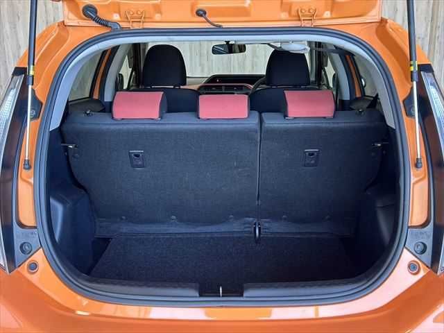 TOYOTA AQUA 2015 Image 31