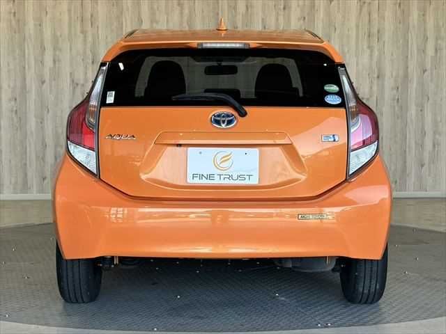 TOYOTA AQUA 2015 Image 31