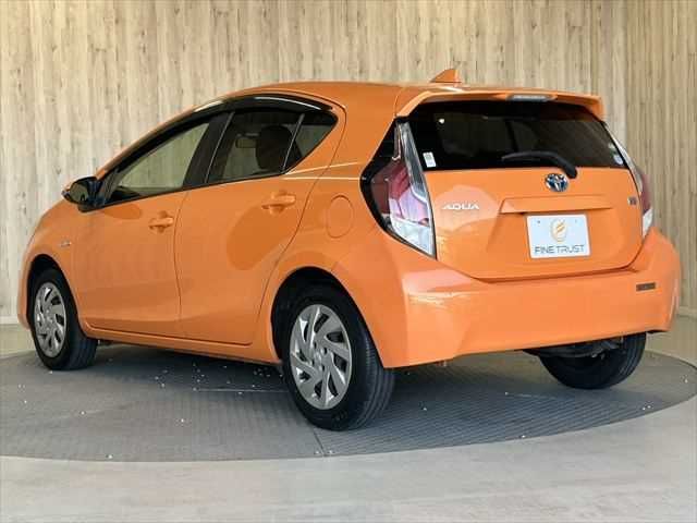 TOYOTA AQUA 2015 Image 31