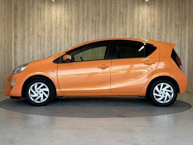 TOYOTA AQUA 2015 Image 31