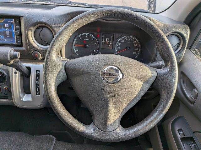 NISSAN NV350 CARAVAN 1.2T 2020 Image 31