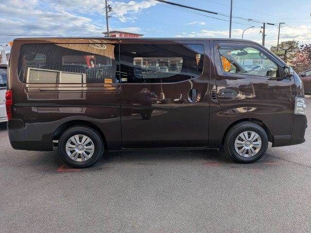 NISSAN NV350 CARAVAN 1.2T 2020 Image 31