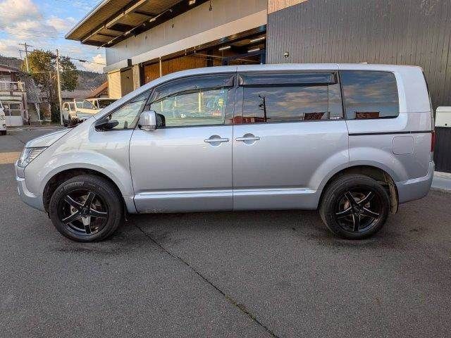 MITSUBISHI DELICA D:5 4WD 2014 Image 31