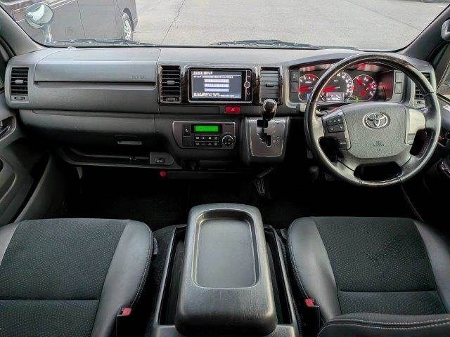 TOYOTA HIACE VAN 4WD 2019 Image 31