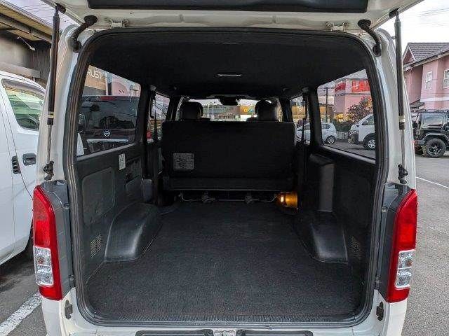 TOYOTA HIACE VAN 4WD 2019 Image 31