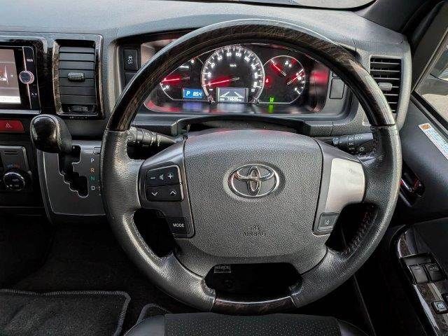 TOYOTA HIACE VAN 4WD 2019 Image 31