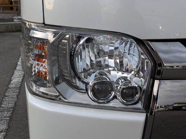 TOYOTA HIACE VAN 4WD 2019 Image 31