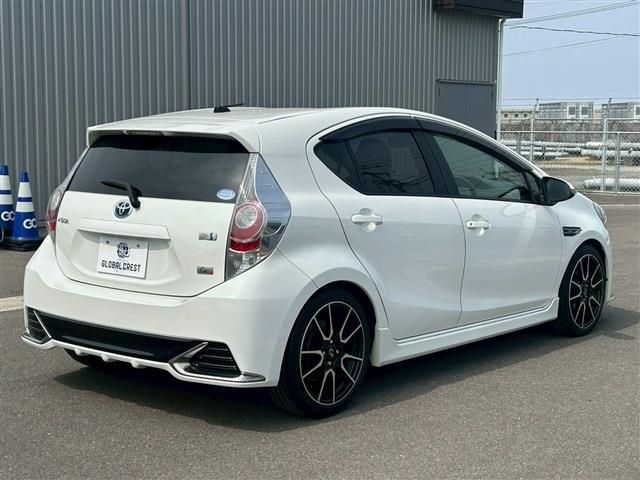 TOYOTA AQUA 2014 Image 31