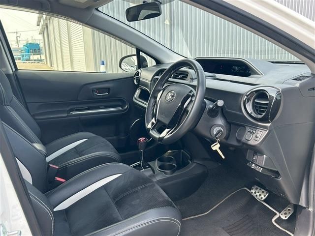 TOYOTA AQUA 2014 Image 31