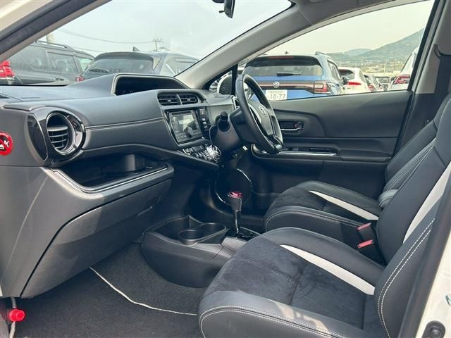 TOYOTA AQUA 2014 Image 31