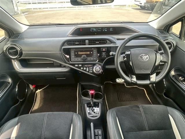 TOYOTA AQUA 2014 Image 31