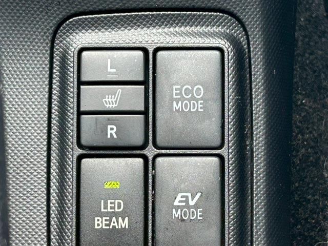 TOYOTA AQUA 2014 Image 31