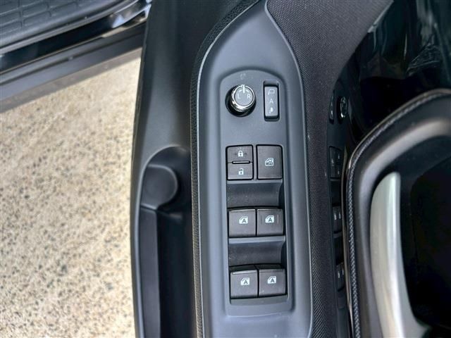 TOYOTA VOXY 2014 Image 31