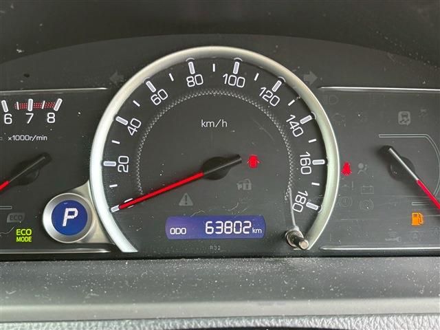 TOYOTA VOXY 2014 Image 31