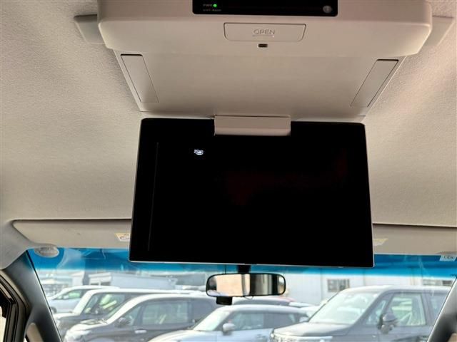 TOYOTA VOXY 2014 Image 31