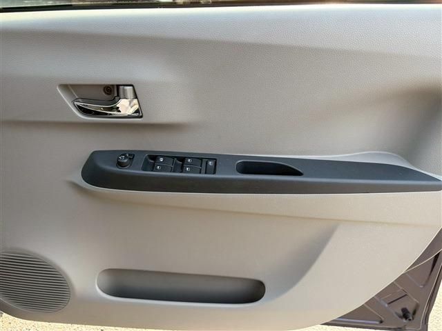 DAIHATSU MIRA E:S 2015 Image 31