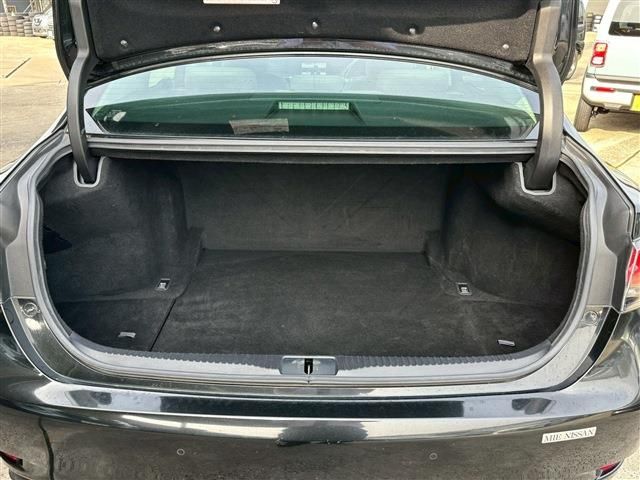 TOYOTA LEXUS GS300H 2018 Image 31