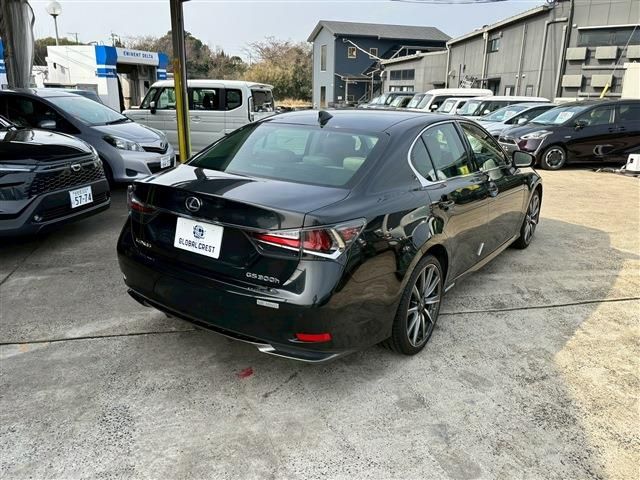 TOYOTA LEXUS GS300H 2018 Image 31