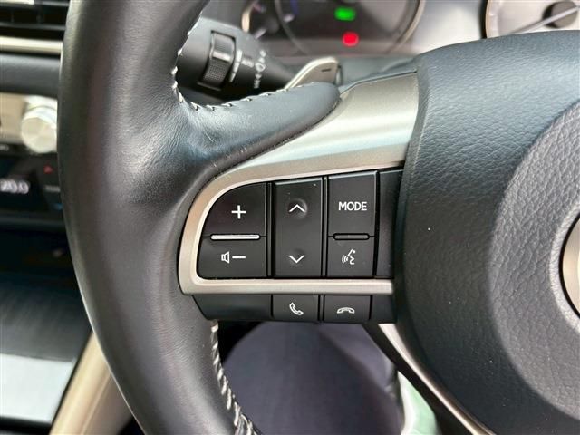 TOYOTA LEXUS GS300H 2018 Image 31