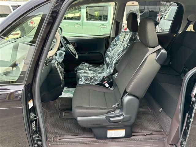 TOYOTA SPADE 2019 Image 31