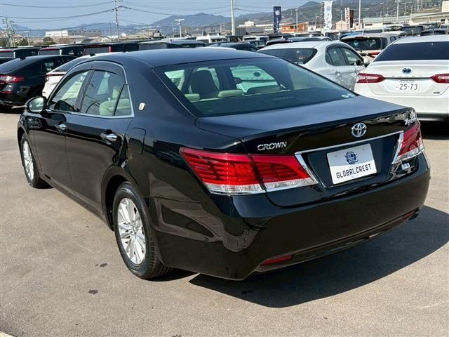 TOYOTA CROWN SEDAN HYBRID 2015 Image 31