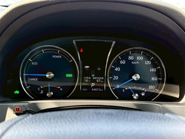 TOYOTA CROWN SEDAN HYBRID 2015 Image 31