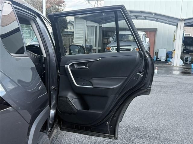TOYOTA RAV4 2WD 2023 Image 31