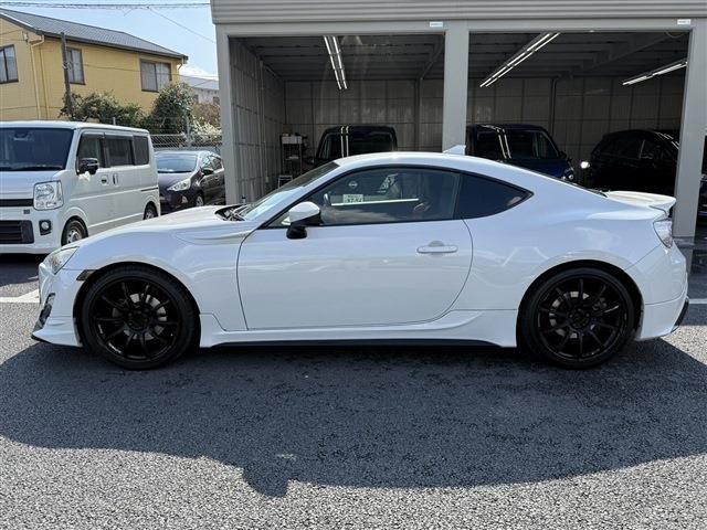 TOYOTA 86 2012 Image 31