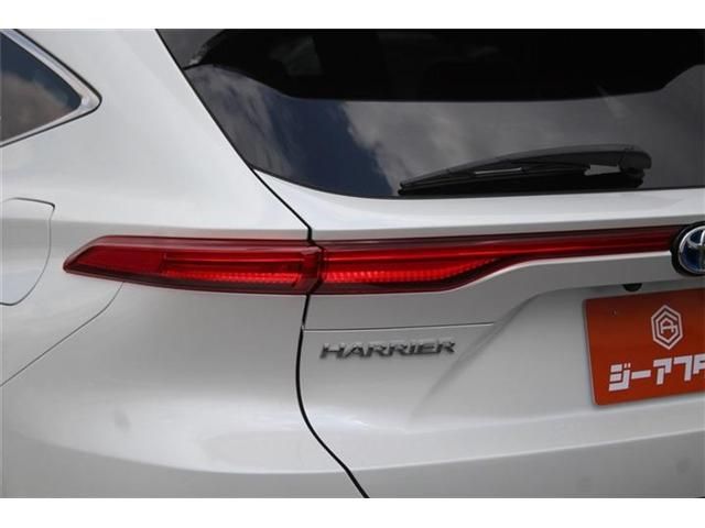 TOYOTA HARRIER HYBRID 2023 Image 31