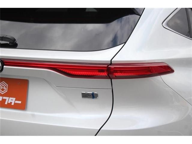 TOYOTA HARRIER HYBRID 2023 Image 31