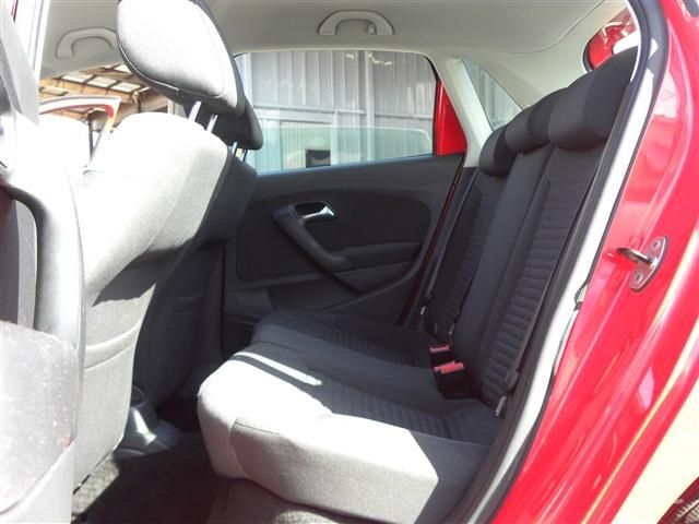 VOLKSWAGEN POLO 2013 Image 31