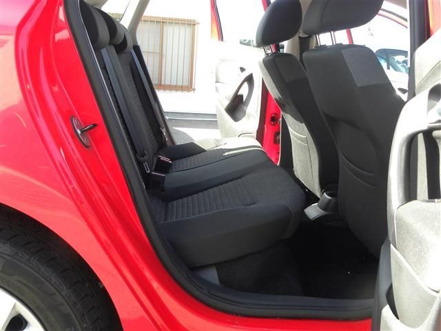 VOLKSWAGEN POLO 2013 Image 31