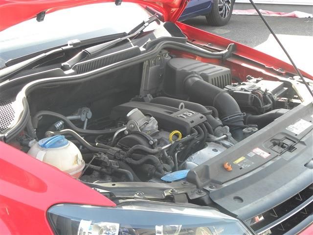 VOLKSWAGEN POLO 2013 Image 31